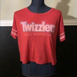 Twizzler crop T